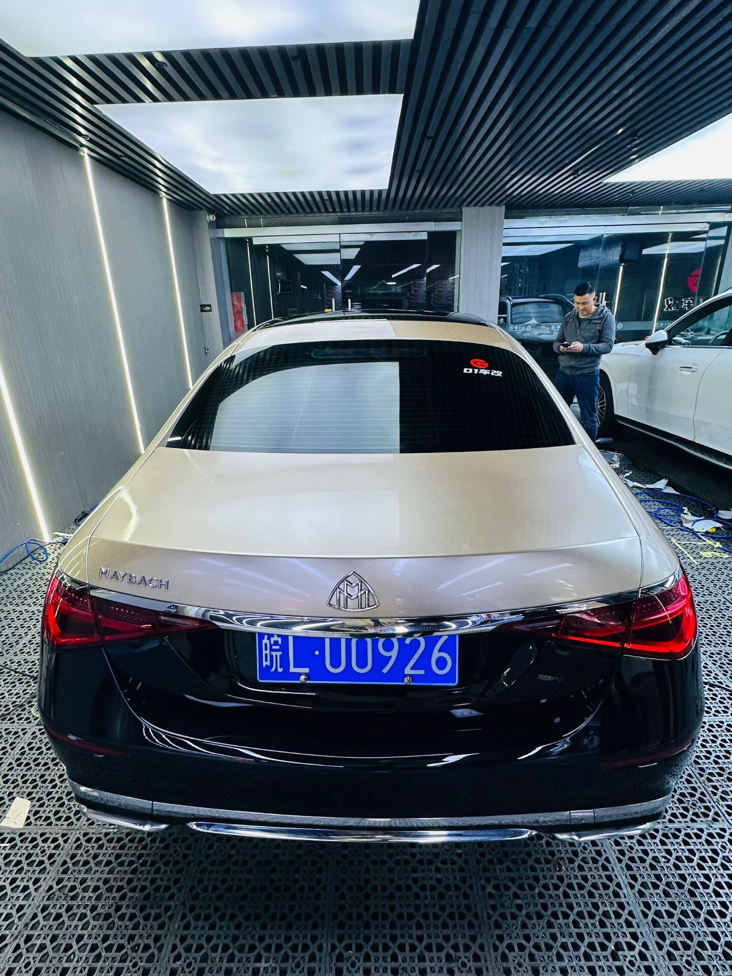 奔驰迈巴赫双拼色完工