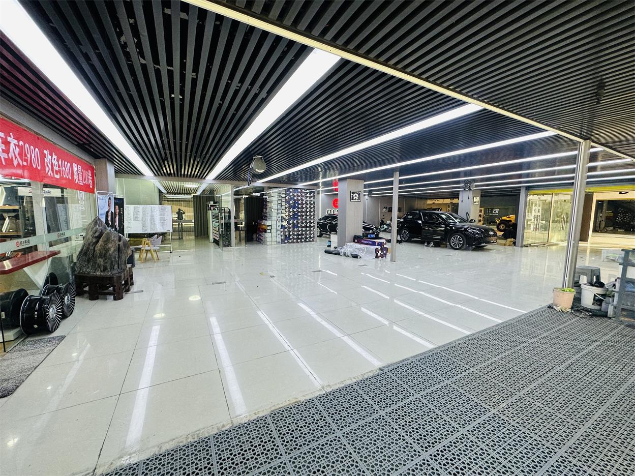 店面展示(图1)